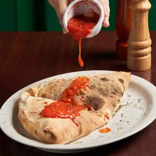 Calzone Napolitana Caprese