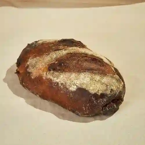 Sourdough de Cerveza y Dátiles