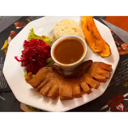 Bandeja con Chicharron