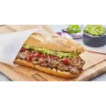 Sandwich Personal de Cerdo. 20Cm.