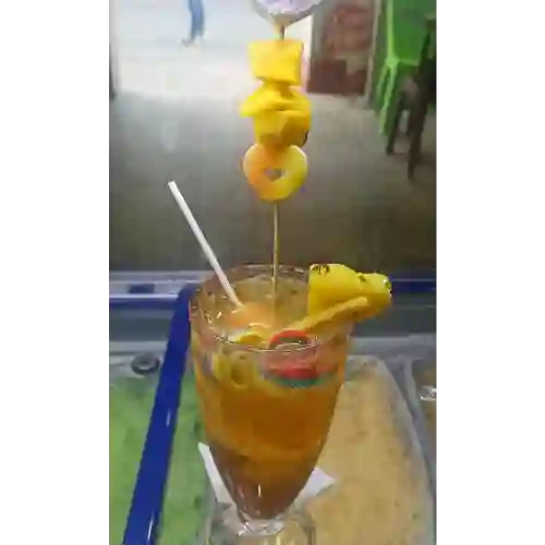 Michelada Frutos Amarillos