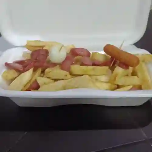 Salchipapas Tradicionales Grande