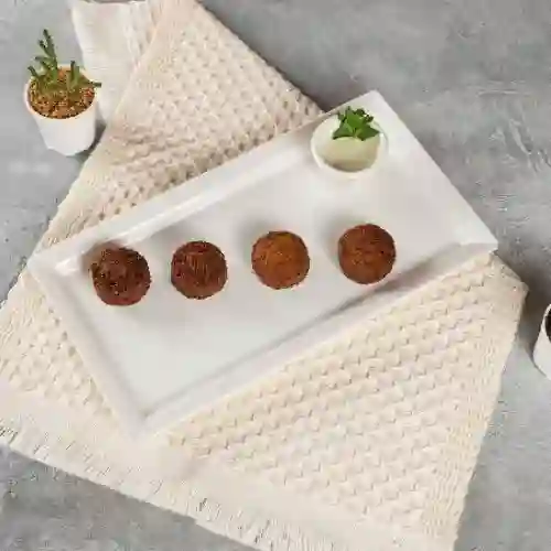 6 Falafel