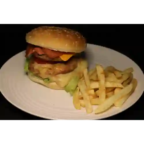 Combo Hamburguesa Especial +Papas Fritas