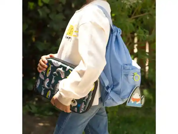 Marcador Para Mochila Con Diseño Tiburón Casaideas