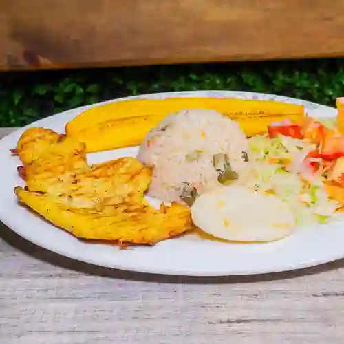 Ejecutivo Chubasco- Pollo