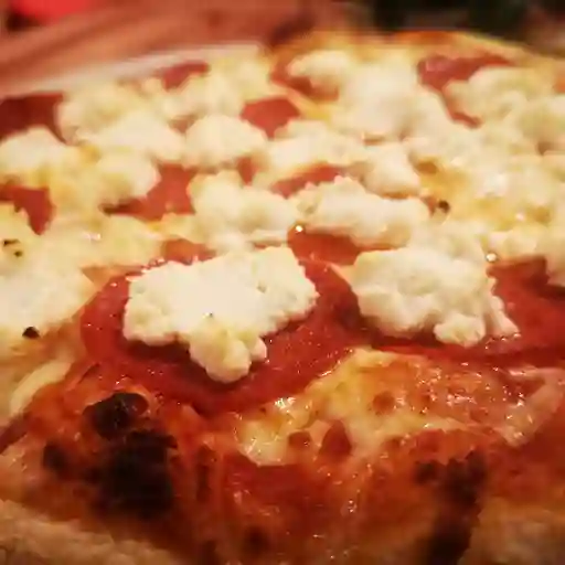 Pizza Pepperoni y Queso Ricota
