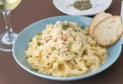 Pasta con Pollo