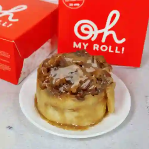 Caramel Pecan Cinnamon Roll