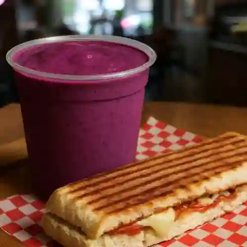 Combo Sándwich + Jugo