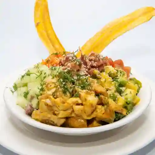 Ensalada Pollo Curry