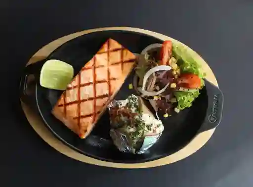 Salmon Al Carbón
