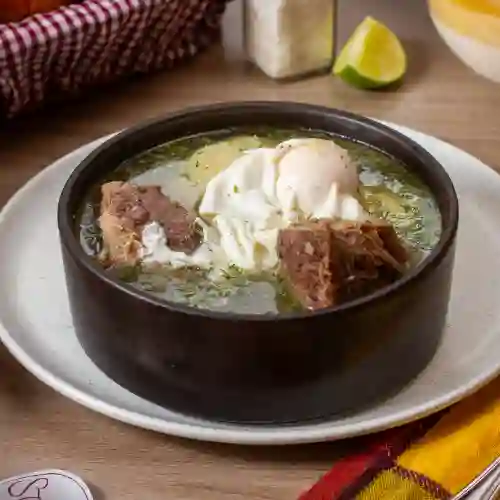 Caldo de Costilla con Huevo