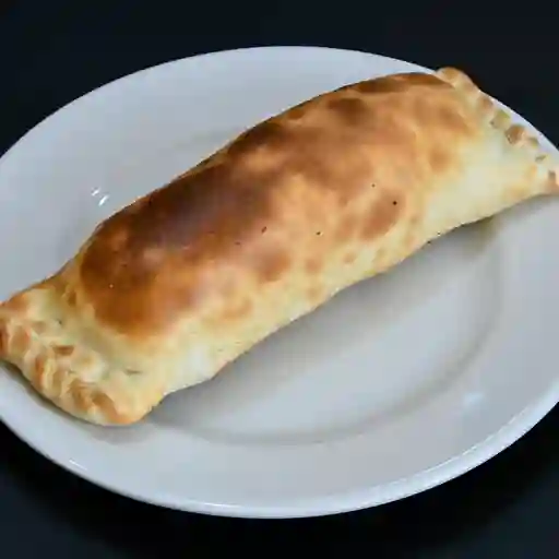 Calzonne pollo y champiñones