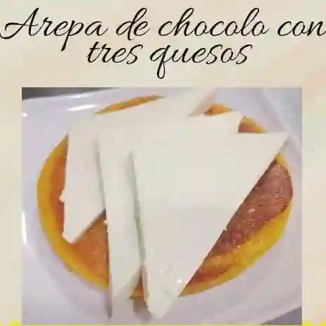 Arepa de Chocolo con 3 Quesitos