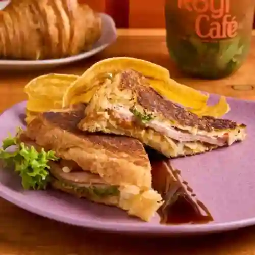 Sandwich de Pavo con Uchuvas