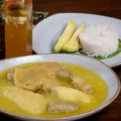 Sancocho de Gallina