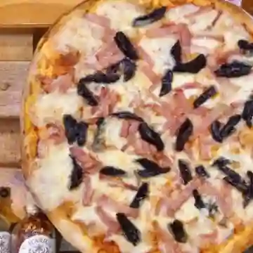 Pizza Ciruela - Tocineta