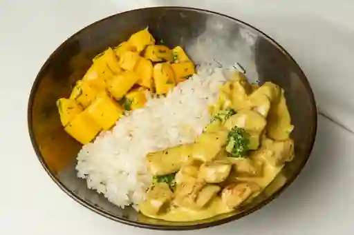 Bowl de Pollo Al Curry