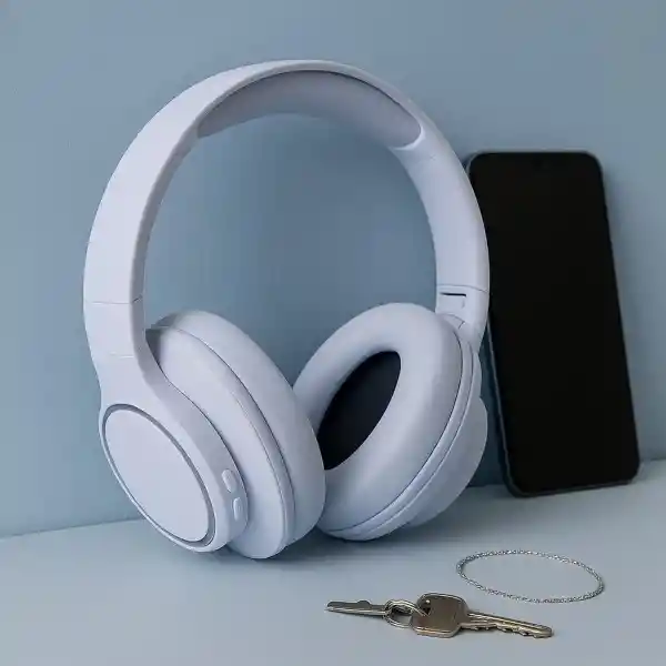 Audífonos Inalámbricos Elegant Morado P16 Miniso