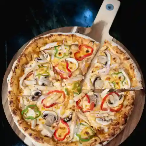 Pizza Mediterránea 6 Porciones