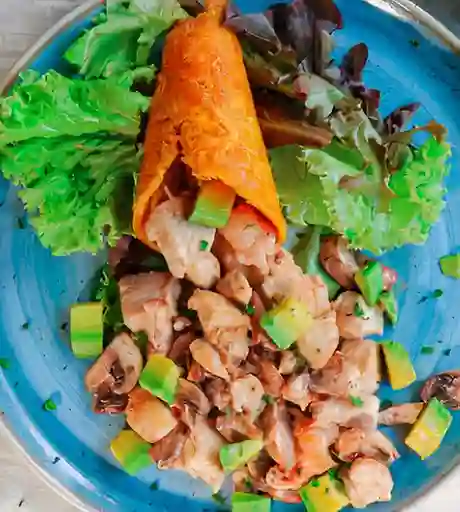 Kono de Pollo Vegetales
