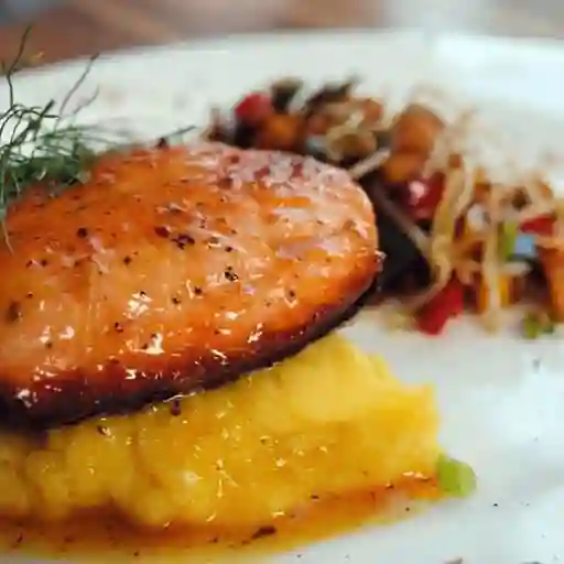 Salmón Maracuyá