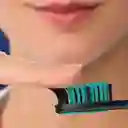 Oral-B Cepillo Dental Clean Complete