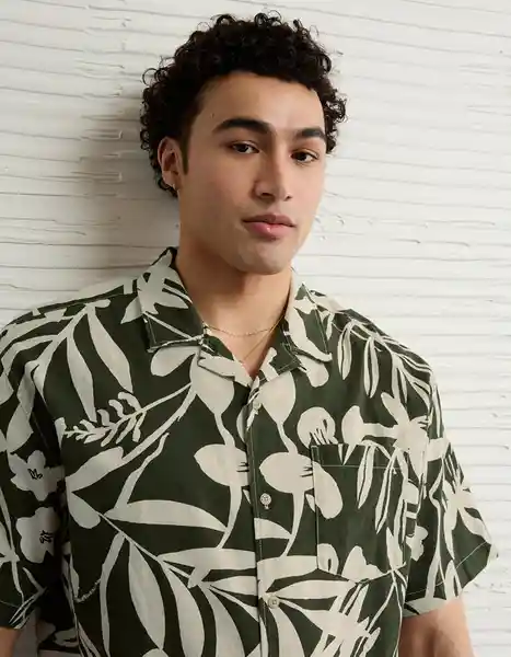 Camisa Hombre Verde Talla: MEDIUM 2841300 American Eagle