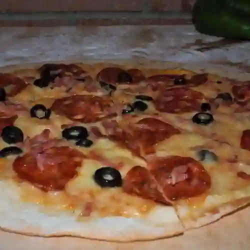 Pizza Caruso