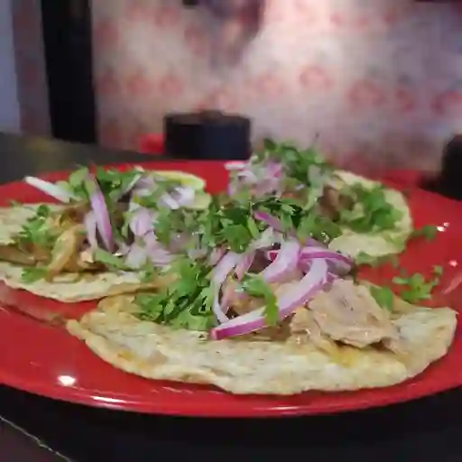 Tacos de Chicharrón