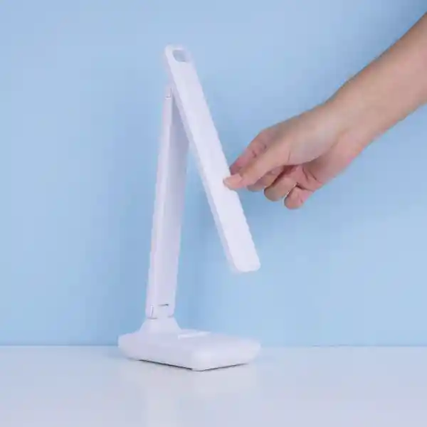 Lámpara Escritorio Recargable Serie Blanco Mod Sctd 0810 Miniso