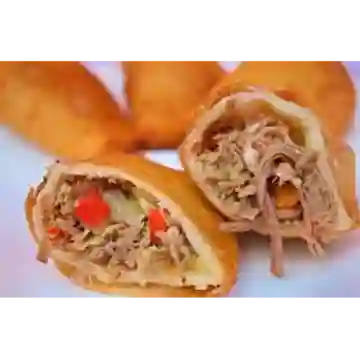 Empanada de Carne Desmechada