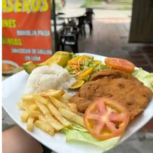 Chuleta valluna mas coca cola 500ml