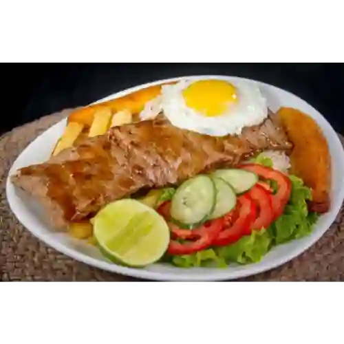 Almuerzo Tipico Del Carbonerito