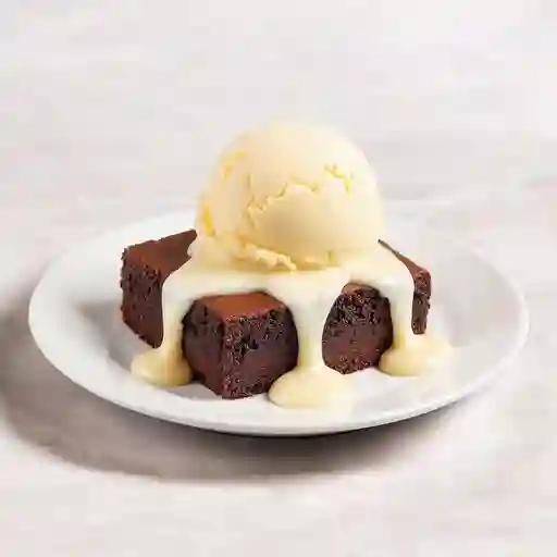 Brownie con helado
