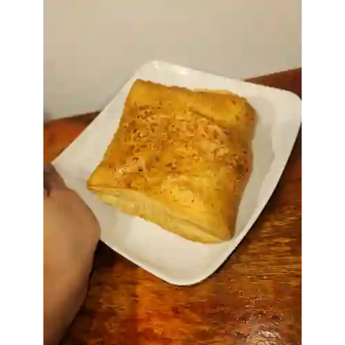 Pastel Relleno de Jamón y Queso