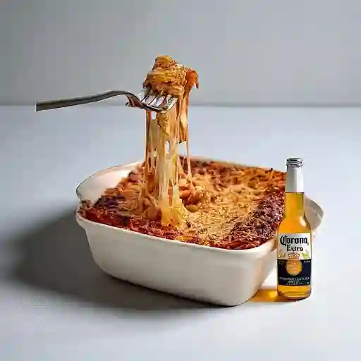 Combo Lasaña de Pollo & Tocineta + Corona 330 ml
