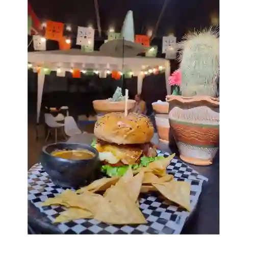 Hamburguesa de Birria