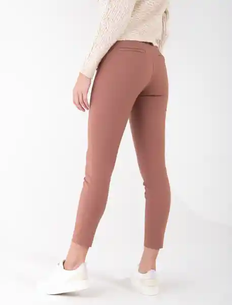 Pantalón Con Pretina Asimétrica Café Coñac Medio Talla 6 Mujer Naf Naf