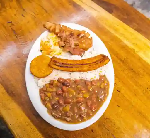 Almuerzo Ejecutivo Paisa