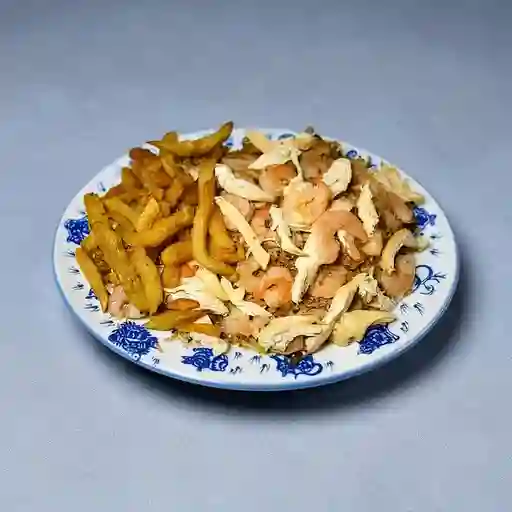 Arroz con Pollo y Camaron