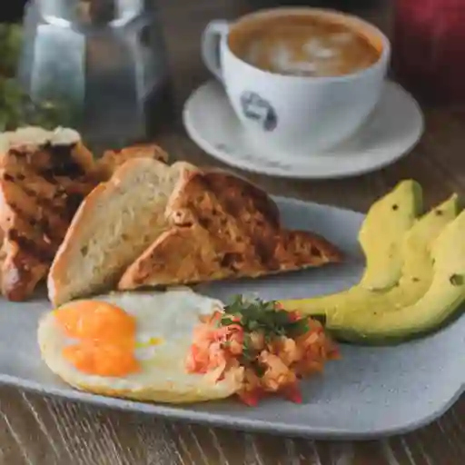 Huevos con Hogao, Frijolitos y Aguacate