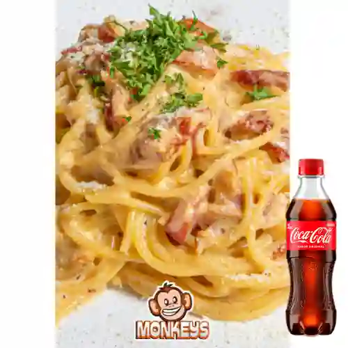 Combo Spaghetti Carbonara + Coca Cola Original 400 ml
