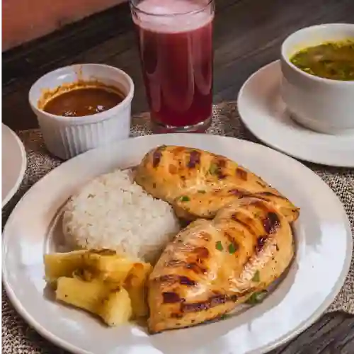 Almuerzo Pechuga Asada