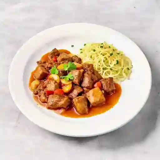 Carne Res Asada en Salsa Criolla