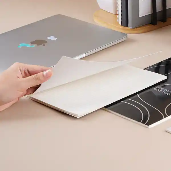 Cuaderno Surtidos Argollado de 60 Hojas Serie Silver Gray Miniso