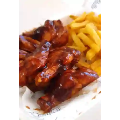 Combo Alitas X14, Papas Francesa y Bebida