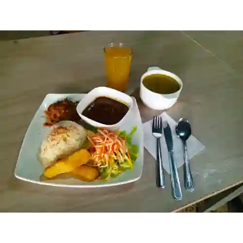 Almuerzo con Llanera
