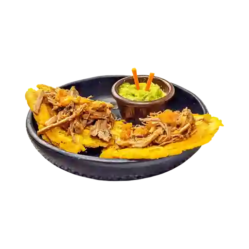 Patacones con Carne Desmechada
